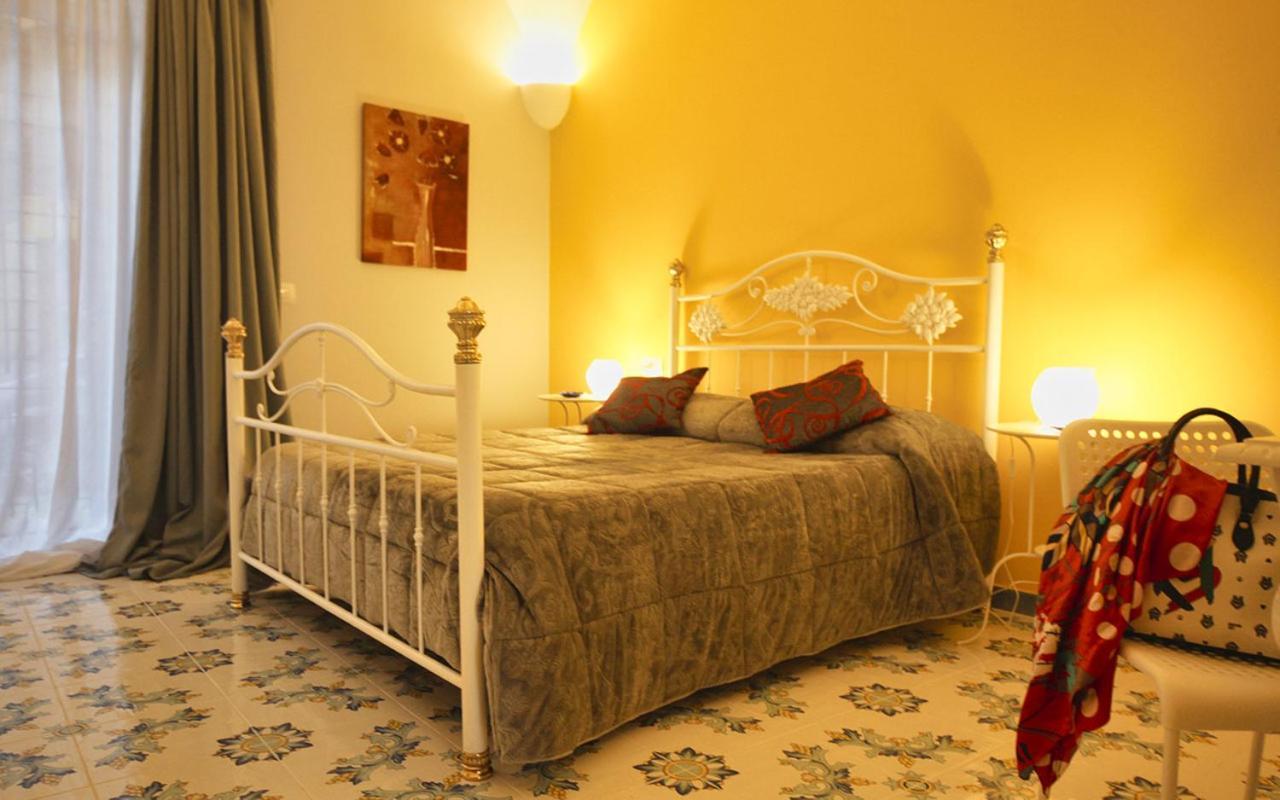 Bed and Breakfast Domus Vilu Nocera Superiore Екстер'єр фото
