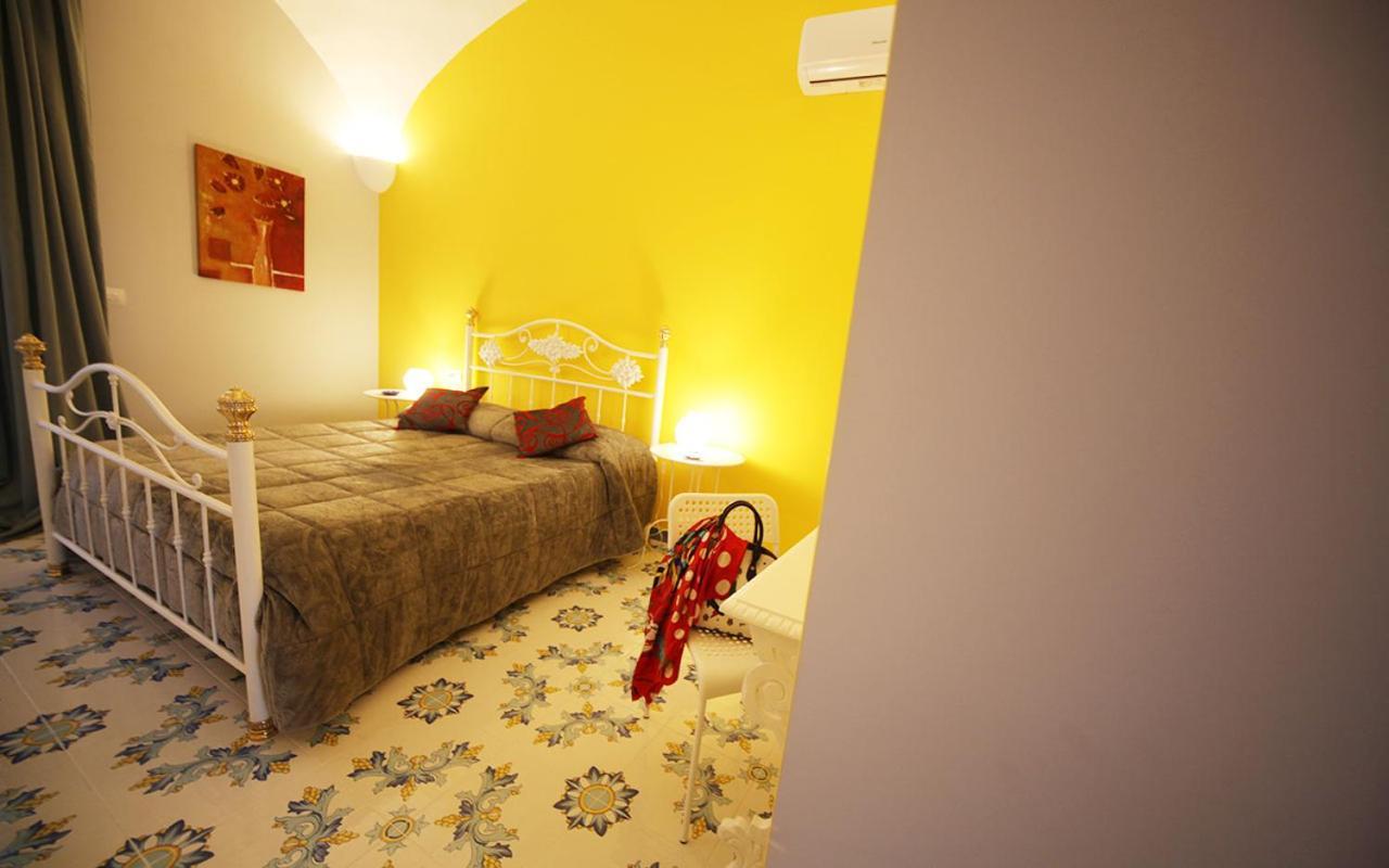 Bed and Breakfast Domus Vilu Nocera Superiore Екстер'єр фото